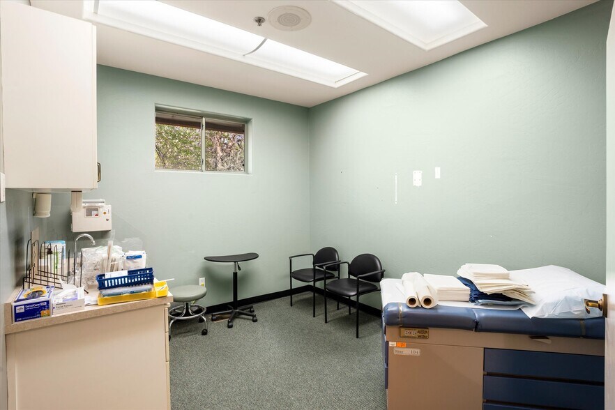 More Photos Of 120 Northview Rd, Sedona Skilled Nursing Facility For Lease