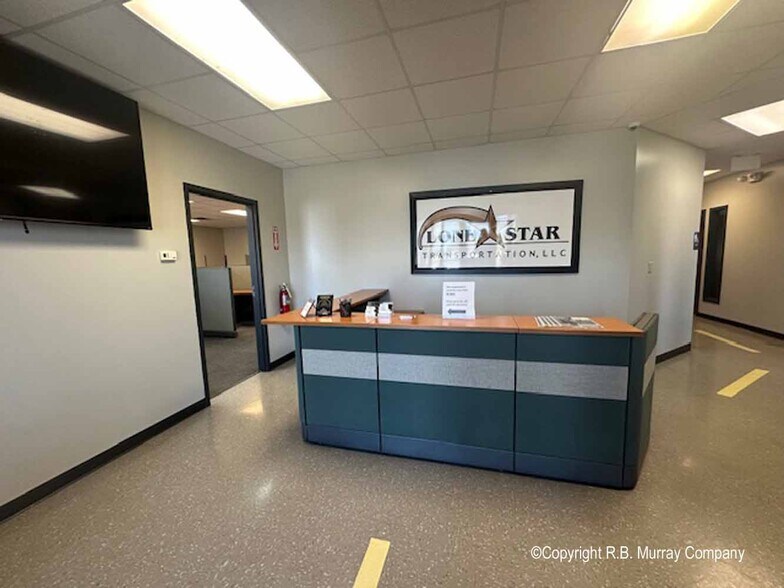 More Photos Of 2160 N Burton Ave, Springfield Truck Terminal For Lease