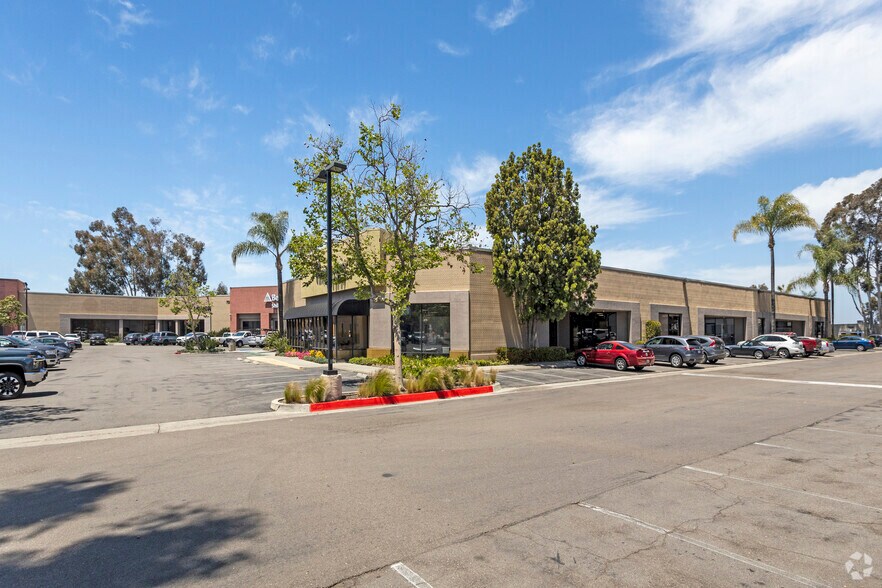 More Photos Of 7550 Miramar Rd, San Diego Freestanding For Lease