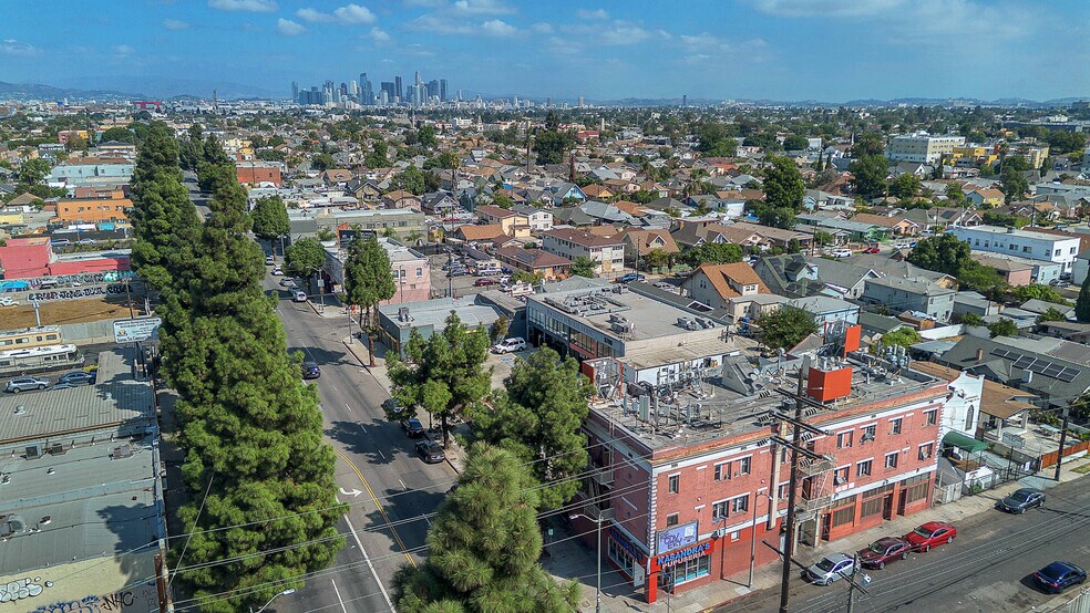 More Photos Of 5734 Broadway, Los Angeles Storefront Retail Residential For Sale