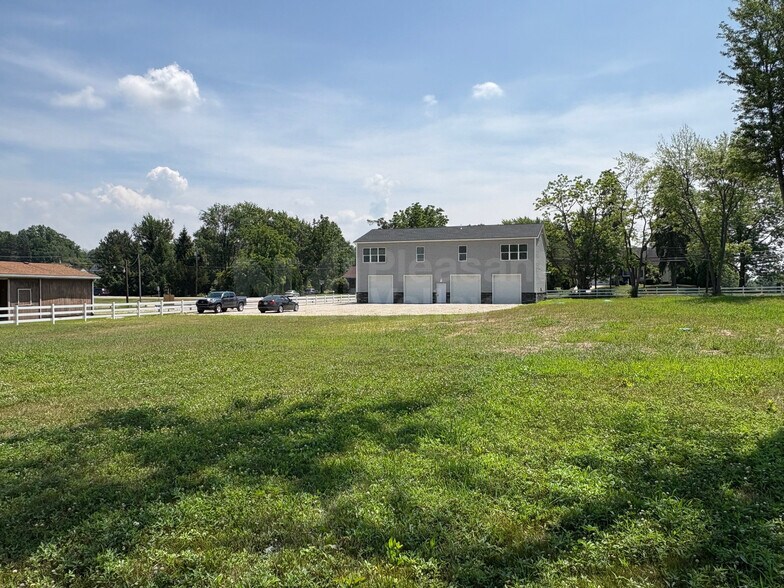 Primary Photo Of 1627 Krumroy Rd, Akron General Retail For Sale