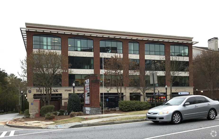More Photos Of 3621 Vinings Slope SE, Atlanta Loft Creative Space For Sale