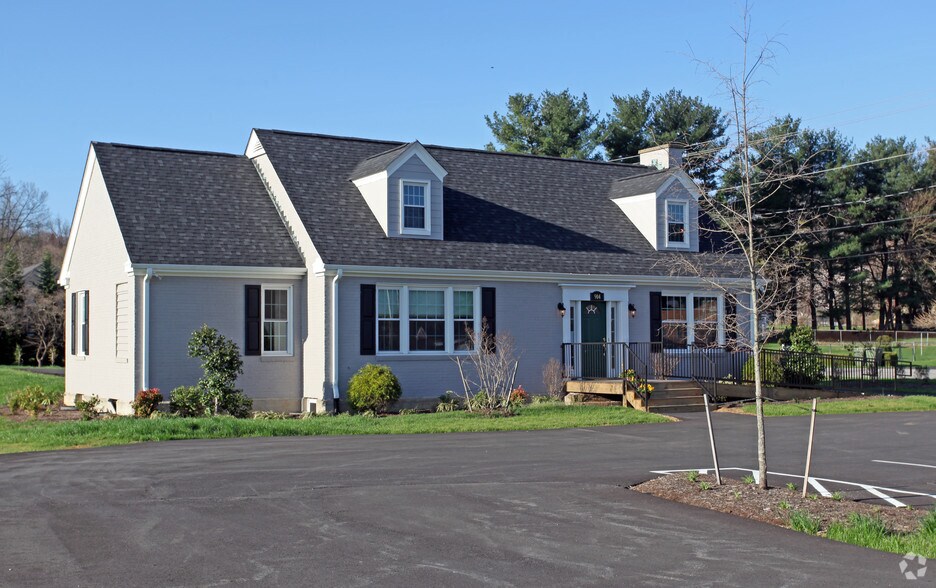 Primary Photo Of 904 Apperson Dr, Salem Office For Sale