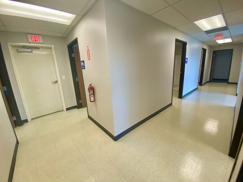 More Photos Of 401 5th Street SE, Tioga Industrial For Sale