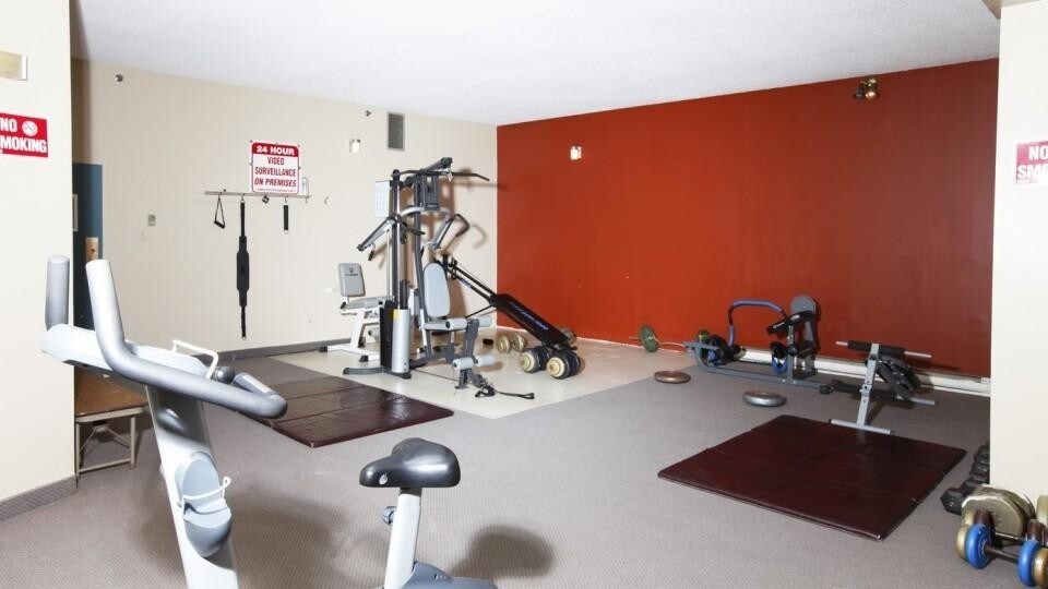 More Photos Of 2131 Broad St, Regina Apartments For Lease