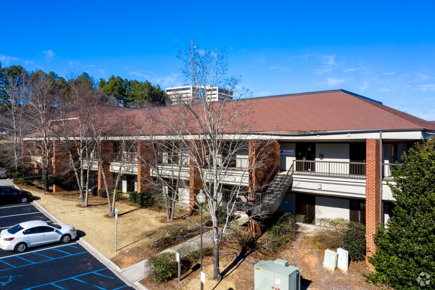 More Photos Of 529 Beacon Pky W, Birmingham Unknown For Lease