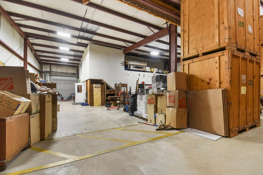 More Photos Of 1324 Mattie St, Saint Augustine Warehouse For Lease
