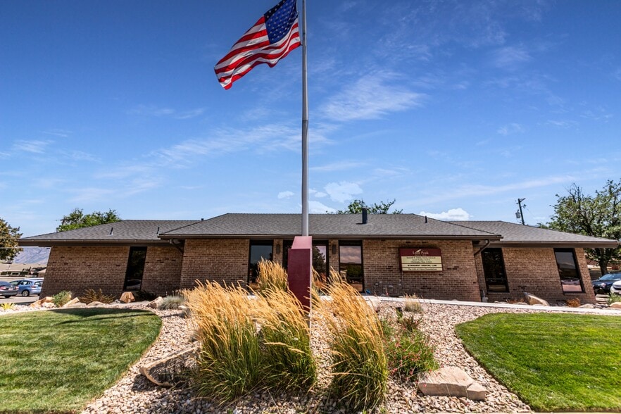 More Photos Of 9853 S 700 E, Sandy Office For Lease