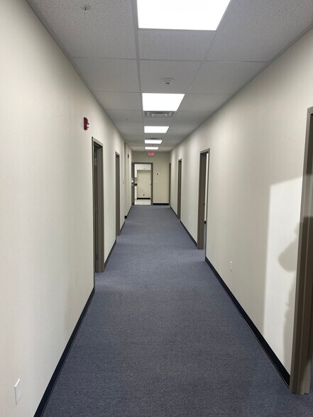 More Photos Of 1070 S Bishop Ave, Rolla Storefront For Lease