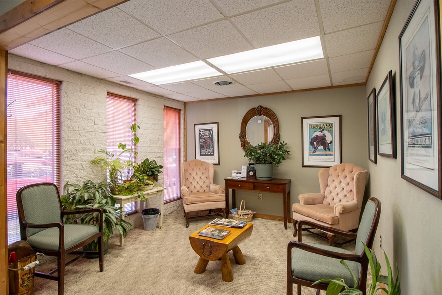 More Photos Of 149 Chesterfield St, Aiken Loft Creative Space For Sale