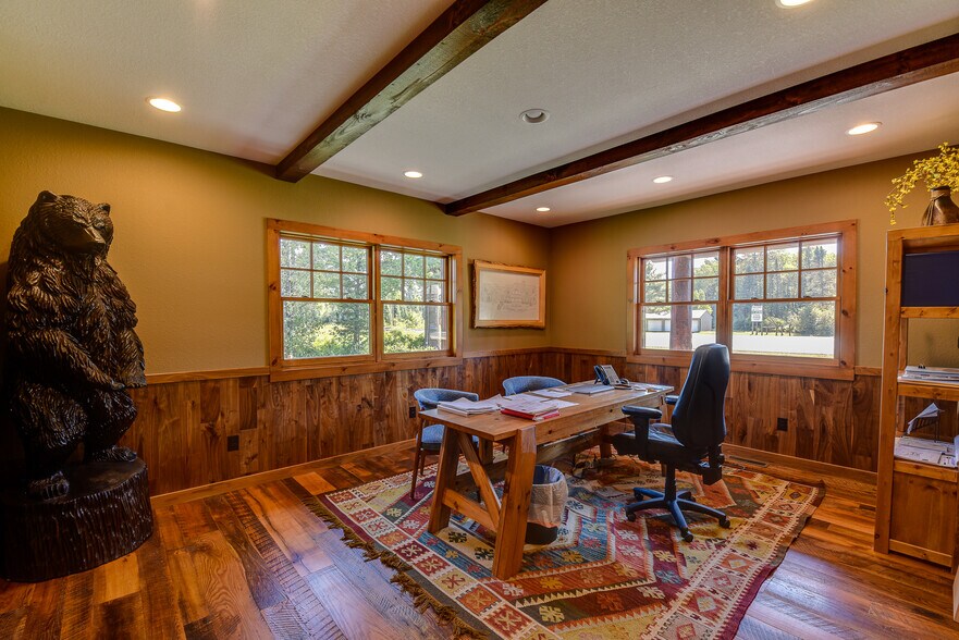 More Photos Of 5771 US Highway 45, Land O Lakes Office For Sale