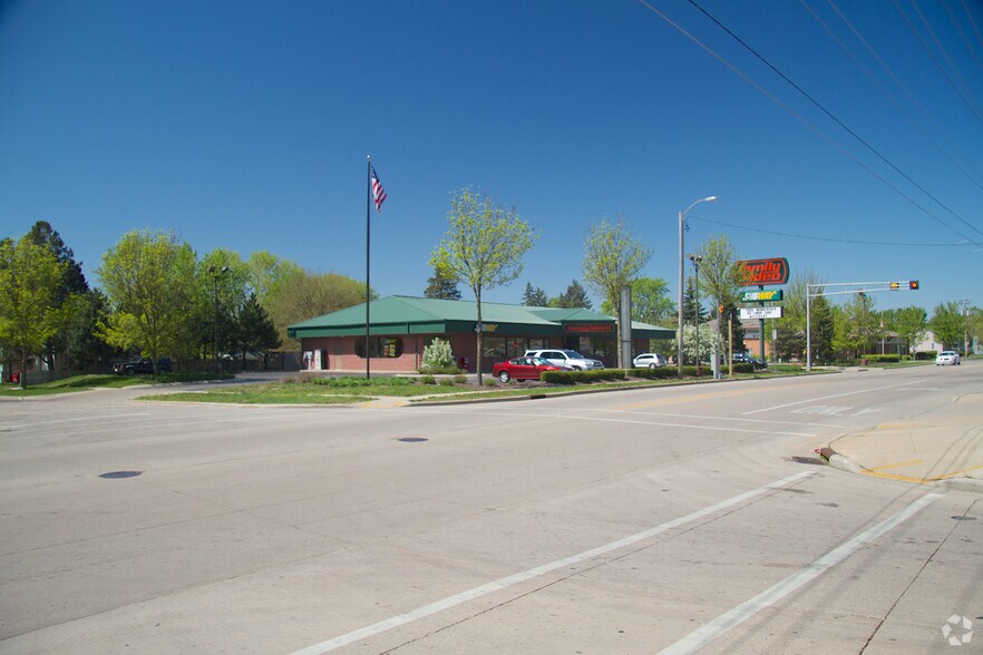 Primary Photo Of 1402 Liberty Ave, Beloit Freestanding For Lease