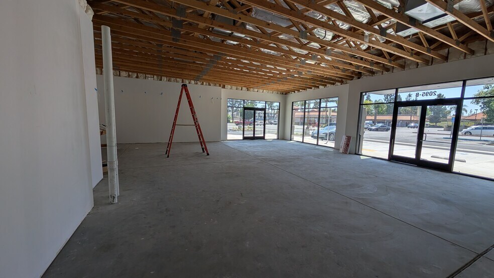 More Photos Of 2095 E Orangethorpe Ave, Placentia Fast Food For Lease