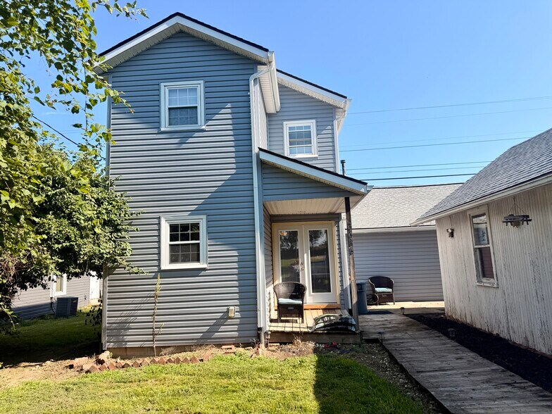 More Photos Of 6686 National Rd SE, Jacksontown Office For Sale