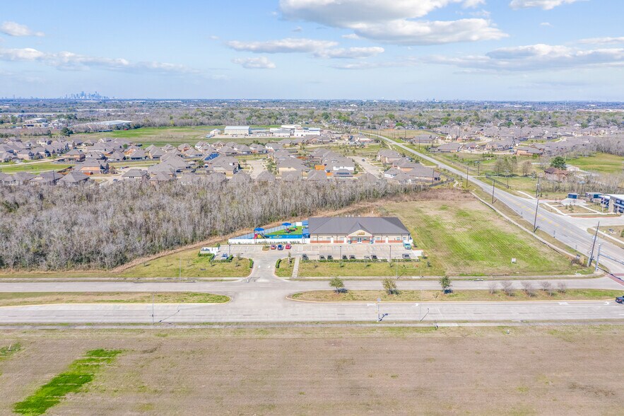More Photos Of 3547 McHard Rd, Pearland Daycare Center For Sale