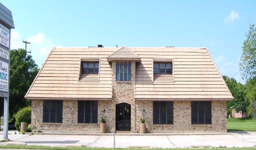 More Photos Of 1100 W Pipeline Rd, Hurst Office For Sale