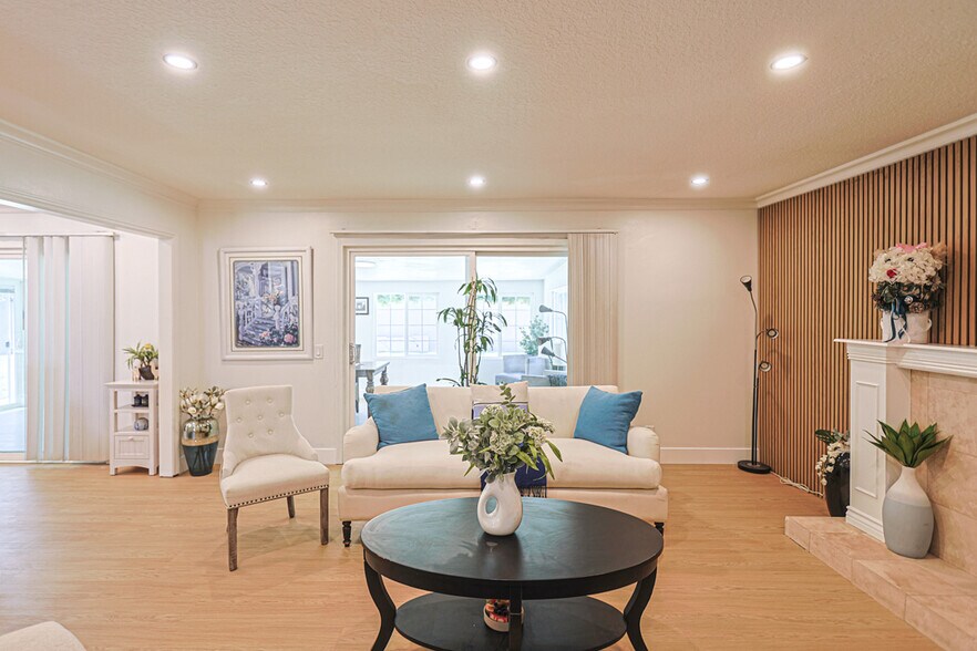 More Photos Of 17819 Bay St, Fountain Valley Specialty For Sale