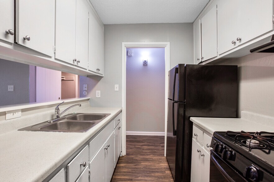 More Photos Of 201 Avian Dr, Vallejo Apartments For Sale