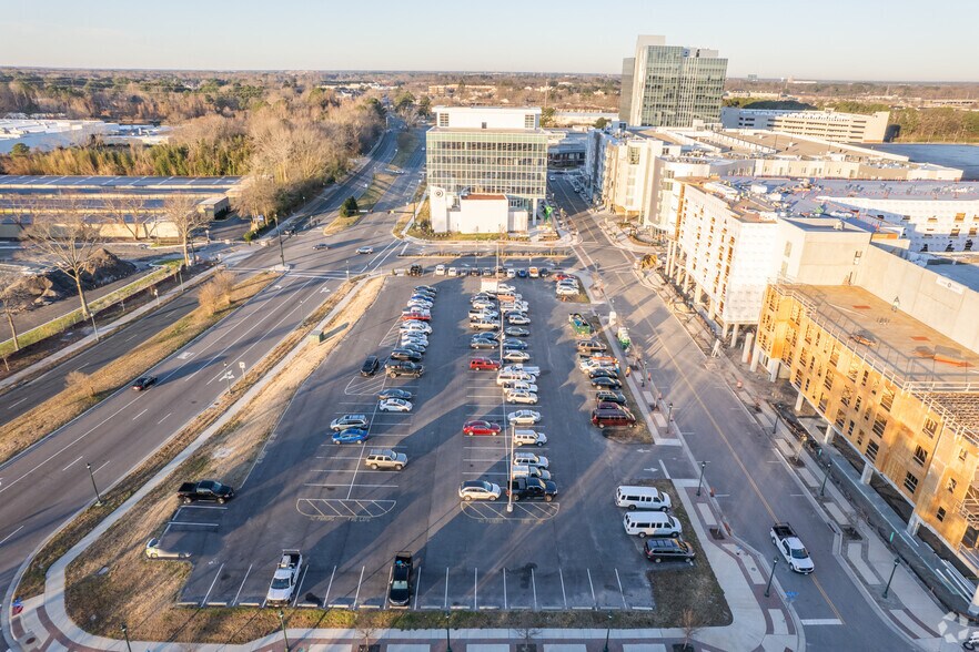 Primary Photo Of Summit Pointe Block 4, Chesapeake Apartments For Lease