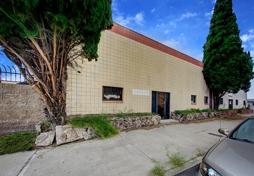 More Photos Of 15539 Vermont Ave, Paramount Manufacturing For Lease