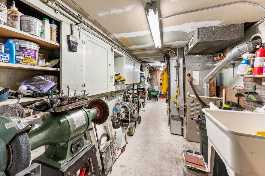 More Photos Of 1129-1135 Hunter Lake Dr, Reno Storefront Retail Residential For Sale