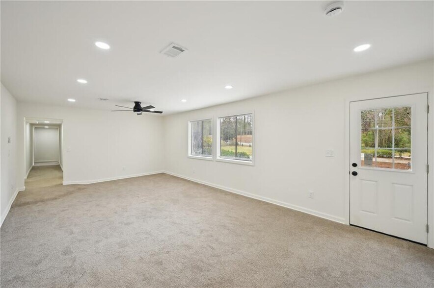 More Photos Of 4421 Lee Rd, Snellville Apartments For Sale