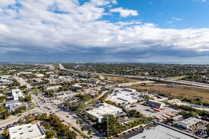 More Photos Of 101 S Congress Ave, Delray Beach Showroom For Lease