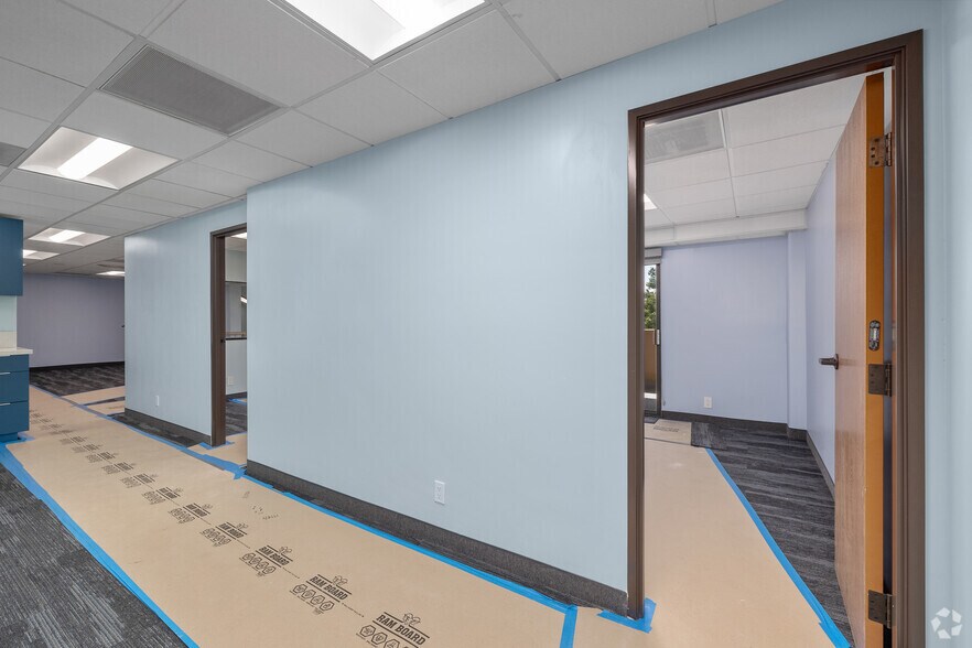 More Photos Of 7574 Trade St, San Diego Research And Development For Lease