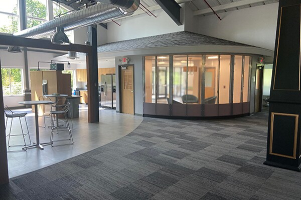 More Photos Of 228 Suss Dr, Waterbury Research And Development For Lease