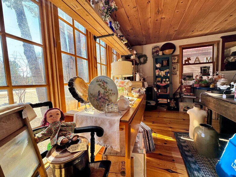 More Photos Of 2659 NH Route 16, Albany General Retail For Sale