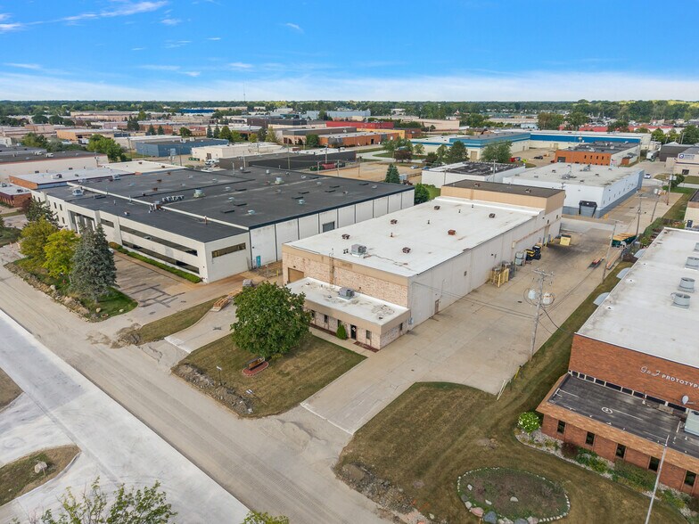 More Photos Of 33710 Riviera Dr, Fraser Warehouse For Sale