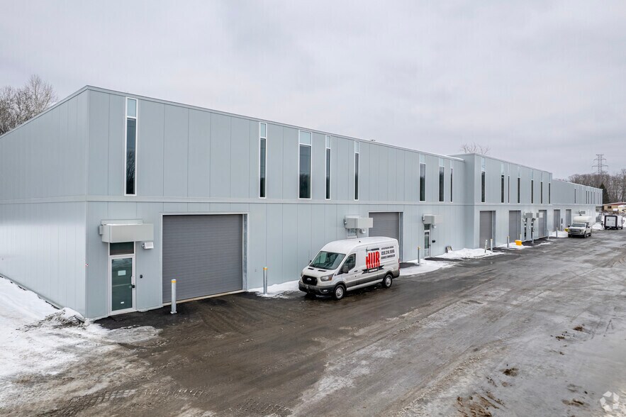 More Photos Of 550 Ch De La Côte S, Boisbriand Service For Sale