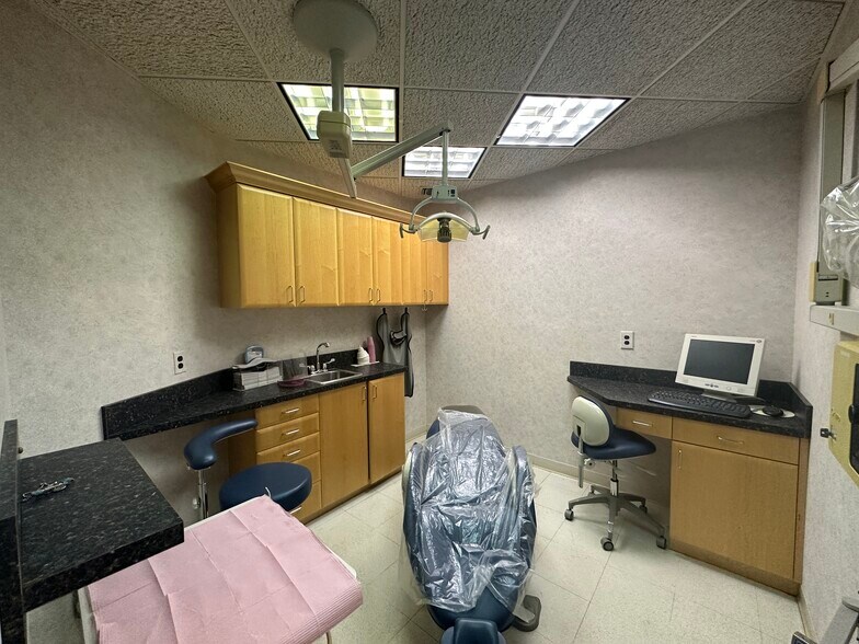 More Photos Of 2500 Nesconset Hwy, Stony Brook Medical For Sale