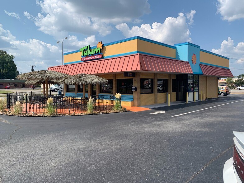 Primary Photo Of 71 Carriage House Dr, Jackson Restaurant For Sale