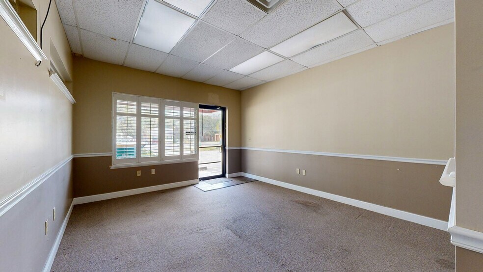 More Photos Of 461 Forrest Ave, Cocoa Warehouse For Lease