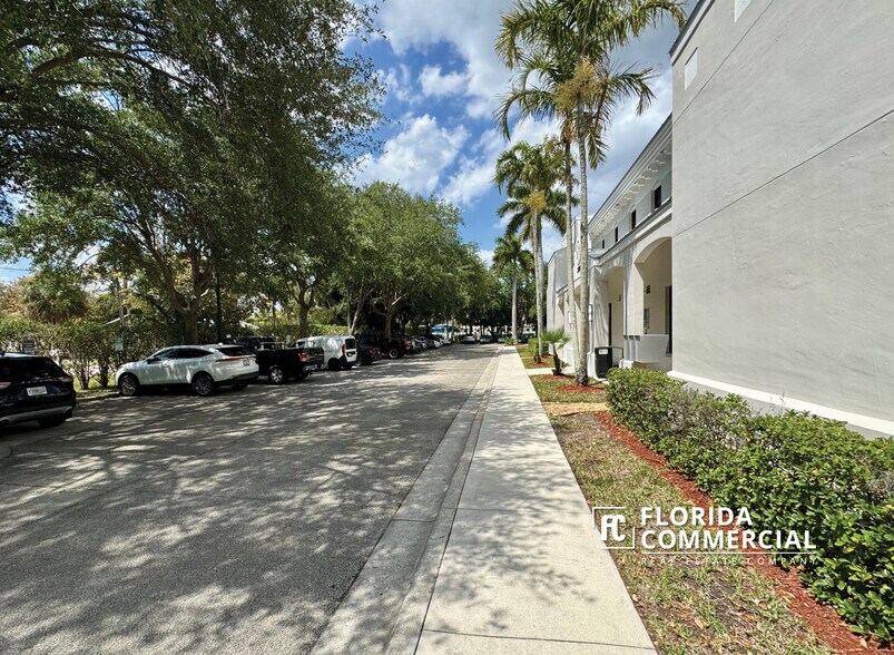 More Photos Of 2300 SE Monterey Rd, Stuart Office For Sale