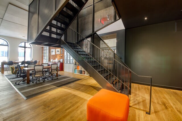 More Photos Of 460-464 Mcgill, Montréal Office For Sale