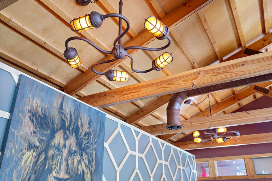 More Photos Of 14886 S Traverse Ridge Rd, Draper Restaurant For Sale