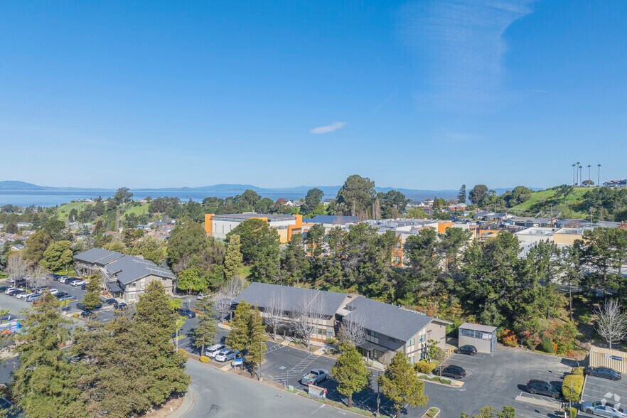 More Photos Of 2160 Appian Way, Pinole Unknown For Lease