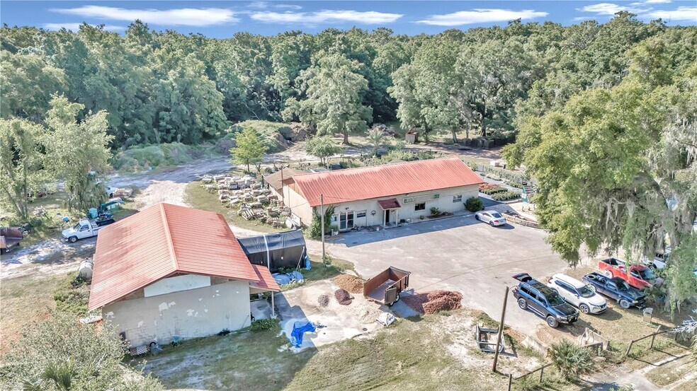 More Photos Of 7846 SW State Road 200, Ocala Garden Center For Sale