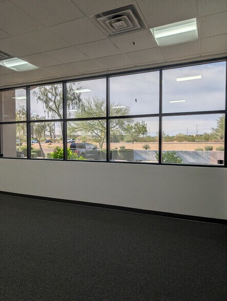 More Photos Of 9153 E Bell Rd, Scottsdale Medical For Lease