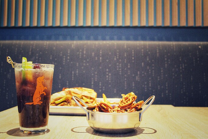 More Photos Of 261 Tinker St, Woodstock Restaurant For Sale