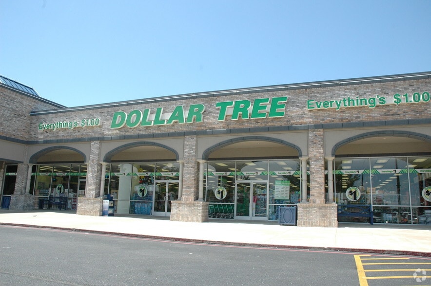 More Photos Of 1907-1911 W Parker Rd, Jonesboro General Retail For Lease