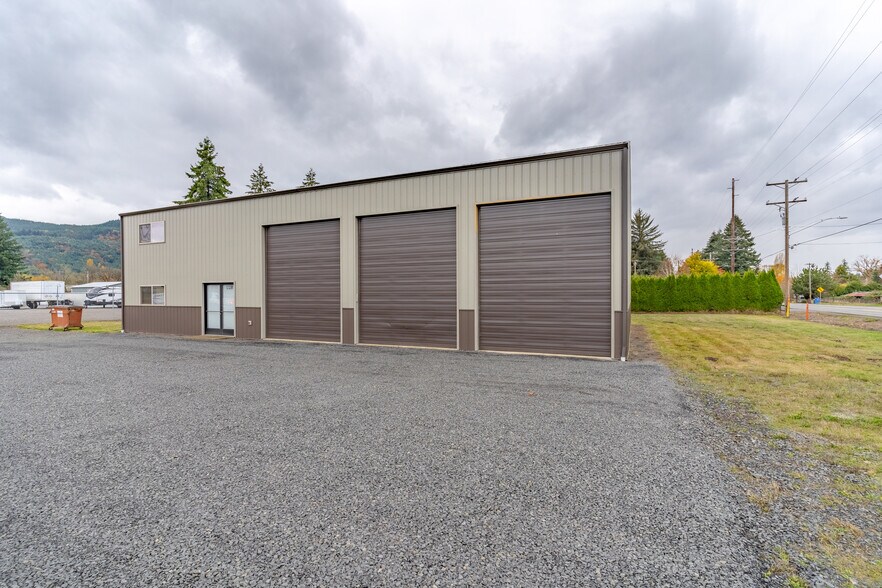 More Photos Of 2120 Apple Loop, Lyons Industrial For Sale