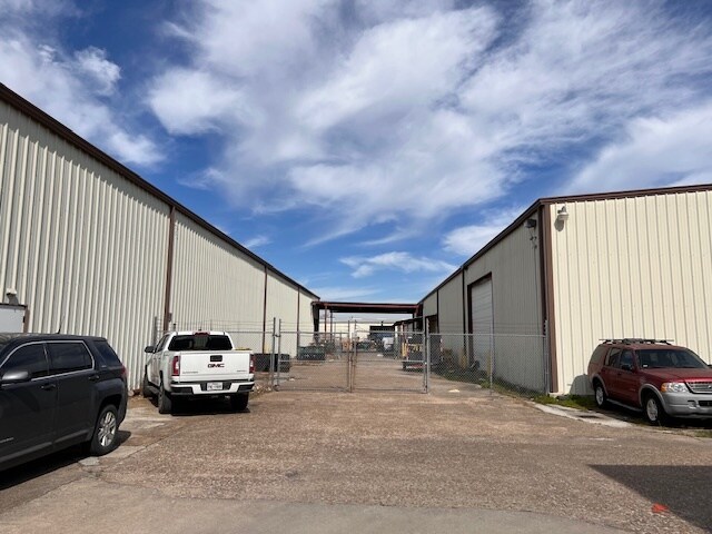 More Photos Of 3901 Airline Dr, Houston Land For Sale