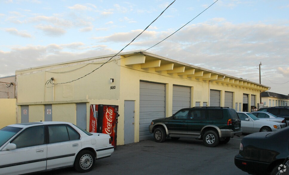 More Photos Of 5650 Rodman St, Hollywood Warehouse For Lease