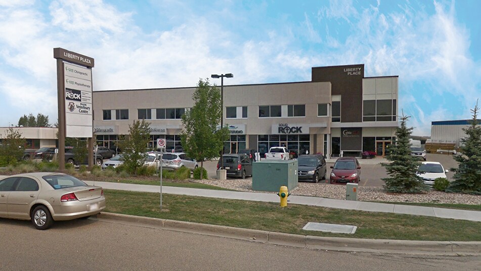 More Photos Of 111 Broadway Blvd, Strathcona County Office For Lease