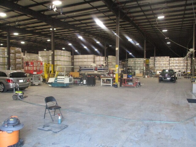 More Photos Of 8191 Logistic Dr, Zeeland Distribution For Lease