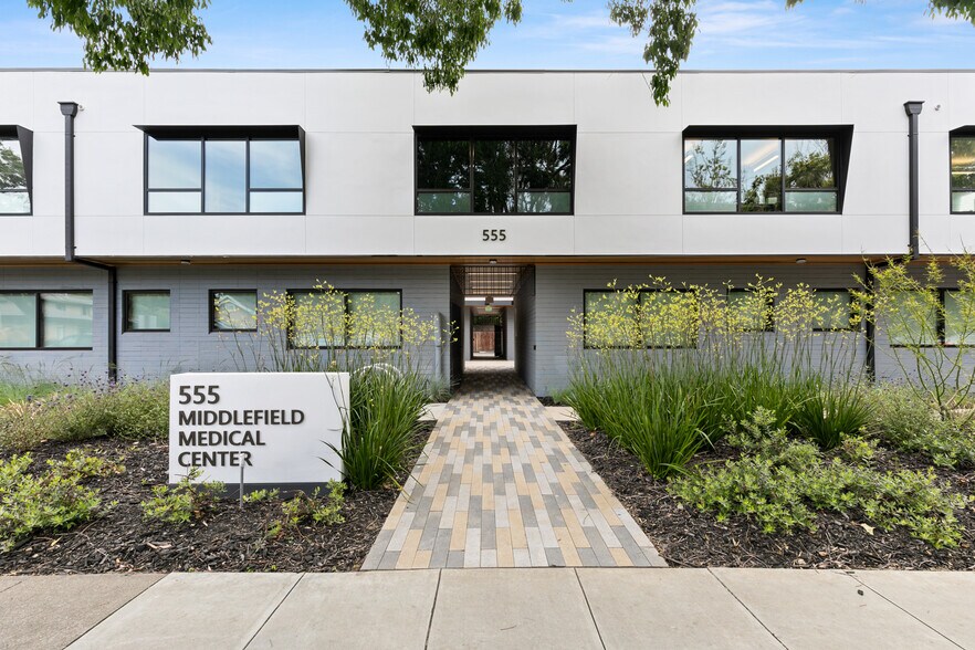More Photos Of 535-555 Middlefield Rd, Palo Alto Medical For Lease