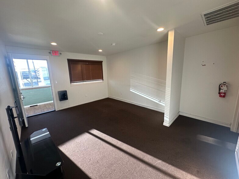 More Photos Of 2911 Sammy Davis Jr Dr, Las Vegas General Retail For Lease